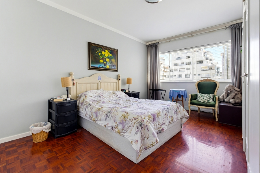 2 Bedroom Property for Sale in Sea Point Western Cape